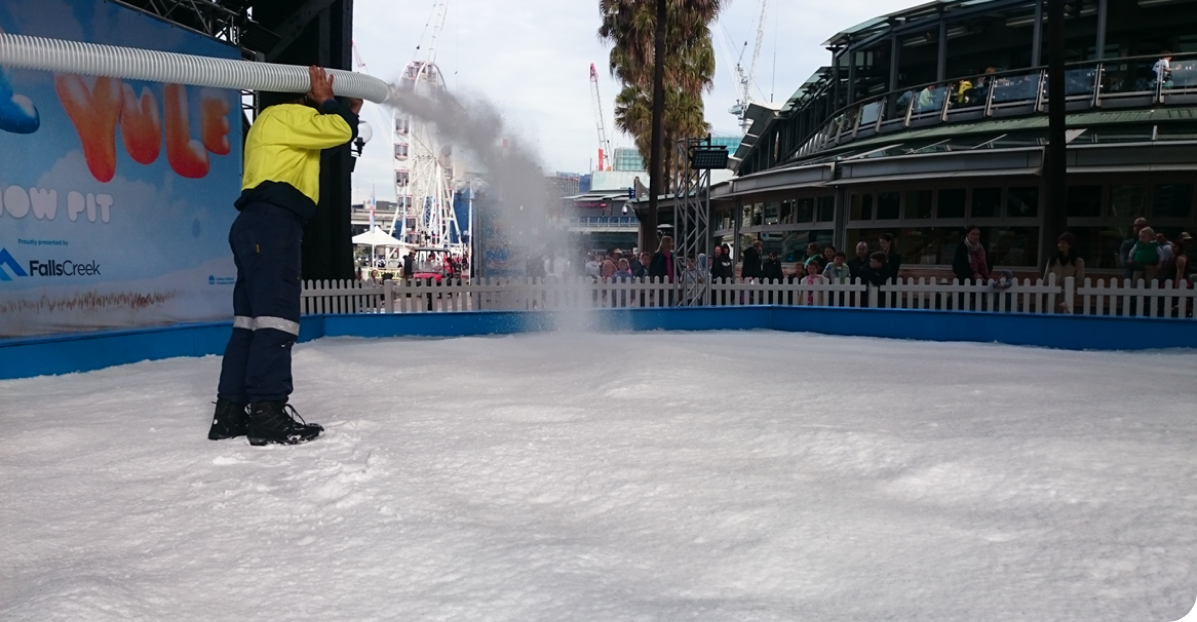 artificial snowmaker machine